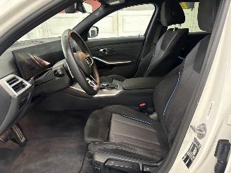 BMW 3-serie 320i 2.0 TwinPower Turbo 16V Combi/o  Benzine 1.998cc 135kW (184pk) RWD picture 13