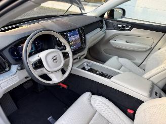 Volvo Xc-60 2.0 T6 16V Recharge, Twin Engine AWD SUV  Elektrisch Benzine 1.969cc 257kW (349pk) 4x4 2022-01 (UZH1; UZH4) B4204T52 picture 18
