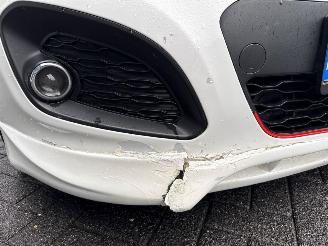 Kia Rio 1.4 CVVT 16V Hatchback  Benzine 1.396cc 80kW (109pk) FWD picture 28