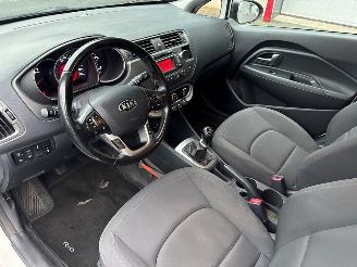 Kia Rio 1.4 CVVT 16V Hatchback  Benzine 1.396cc 80kW (109pk) FWD picture 12