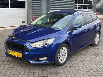 Schadeauto Ford Focus 1.5 EcoBoost 16V 150 Combi/o  Benzine 1.498cc 110kW (150pk) FWD 2014/11