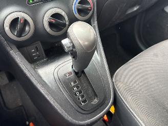 Hyundai I-10 1.2i 16V Hatchback  Benzine 1.248cc 63kW (86pk) FWD picture 16