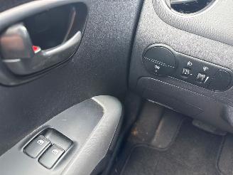 Hyundai I-10 1.2i 16V Hatchback  Benzine 1.248cc 63kW (86pk) FWD picture 17