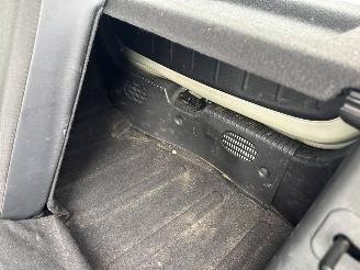 Hyundai I-10 1.2i 16V Hatchback  Benzine 1.248cc 63kW (86pk) FWD picture 21