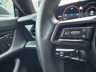 Porsche Taycan 79/84 kWh Sedan 4Dr Elektrisch 280 (381pk) picture 18