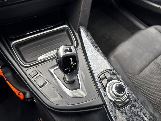 BMW 3-serie 320d 2.0 16V Combi/o  Diesel 1.995cc 135kW (184pk) RWD picture 17