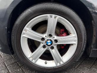 BMW 3-serie 320d 2.0 16V Combi/o  Diesel 1.995cc 135kW (184pk) RWD picture 22