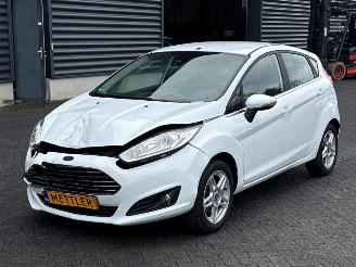 Voiture accidenté Ford Fiesta 1.0 EcoBoost 12V 100 Hatchback  Benzine 998cc 74kW (101pk) FWD 2014/6