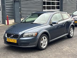 Damaged car Volvo C-30 1.8 16V Flexifuel Hatchback 2Dr  1.798cc 92kW (125pk) FWD 2008/7