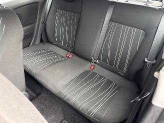 Opel Corsa 1.2 16V Hatchback  Benzine 1.229cc 59kW (80pk) FWD picture 10