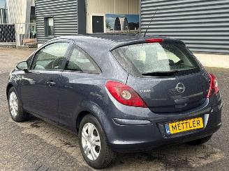 Opel Corsa 1.2 16V Hatchback  Benzine 1.229cc 59kW (80pk) FWD picture 3