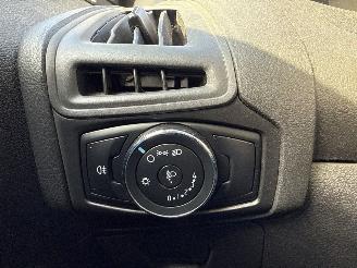 Ford Focus 1.0 Ti-VCT EcoBoost 12V 100 Combi/o  Benzine 998cc 74kW (101pk) FWD picture 21