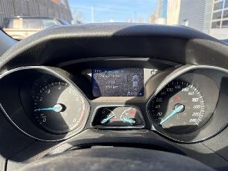 Ford Focus 1.0 Ti-VCT EcoBoost 12V 100 Combi/o  Benzine 998cc 74kW (101pk) FWD picture 13