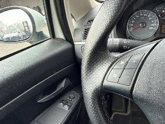 Fiat Grande Punto 1.4 Hatchback  Benzine 1.368cc 57kW (77pk) FWD picture 14