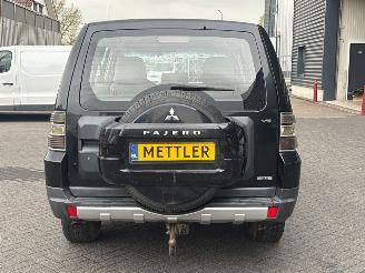 Mitsubishi Pajero 7 pers 3.0 V6 24V Jeep/SUV  Benzine 2.972cc 133kW (181pk) 4x4 picture 4