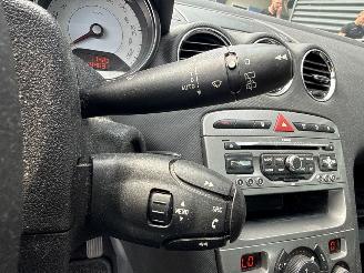 Peugeot 308 1.6 VTI 16V Hatchback  Benzine 1.598cc 88kW (120pk) FWD picture 15