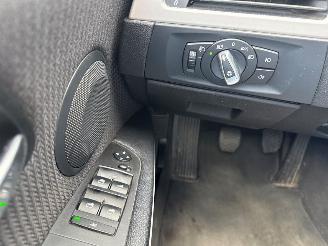 BMW 3-serie 318d 16V Combi/o  Diesel 1.995cc 105kW (143pk) RWD picture 22