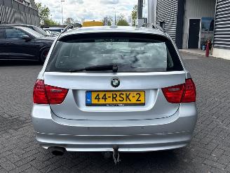 BMW 3-serie 318d 16V Combi/o  Diesel 1.995cc 105kW (143pk) RWD picture 4