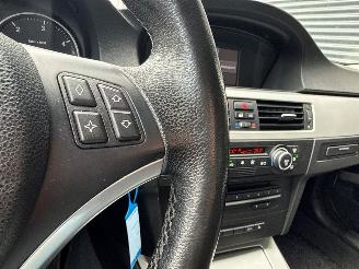 BMW 3-serie 318d 16V Combi/o  Diesel 1.995cc 105kW (143pk) RWD picture 17