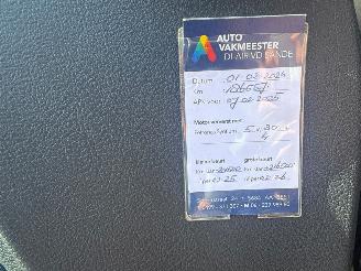 Renault Clio 1.2 16V Hatchback  Benzine 1.149cc 55kW (75pk) FWD picture 19