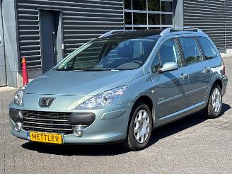 Schadeauto Peugeot 307 7 persoons 1.6 16V Combi/o  Benzine 1.587cc 80kW (109pk) FWD 2006/9