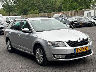 Skoda Octavia 1.6 TDI GreenTec 16V Combi/o 4Dr Diesel 1.598cc 77kW (105pk) FWD picture 7