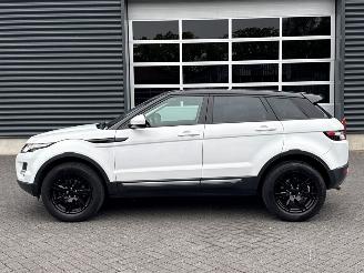Land Rover Range Rover Evoque 2.2 TD4 16V 5-drs. SUV 4Dr Diesel 2.179cc 110kW (150pk) 4x4 picture 2