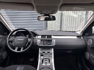 Land Rover Range Rover Evoque 2.2 TD4 16V 5-drs. SUV 4Dr Diesel 2.179cc 110kW (150pk) 4x4 picture 12