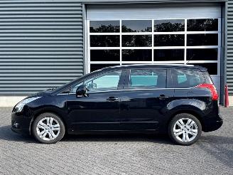 Peugeot 5008 7 Persoons 1.6 THP 16V MPV  Benzine 1.598cc 115kW (156pk) FWD picture 2
