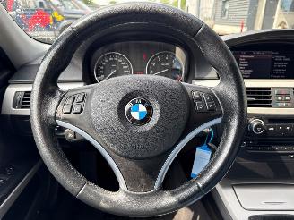 BMW 3-serie M pakket 325i 24V Combi/o  Benzine 2.979cc 160kW (218pk) RWD picture 13