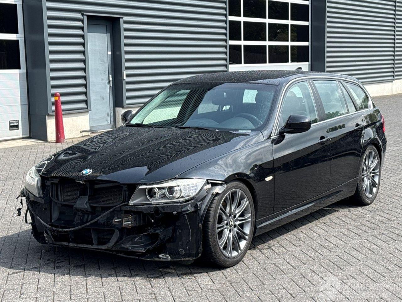 BMW 3-serie M pakket 325i 24V Combi/o Benzine 2.979cc 160kW (218pk) RWD