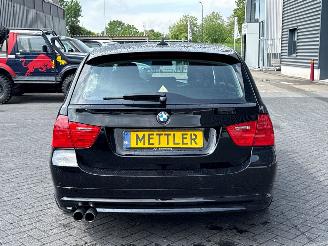 BMW 3-serie M pakket 325i 24V Combi/o  Benzine 2.979cc 160kW (218pk) RWD picture 4