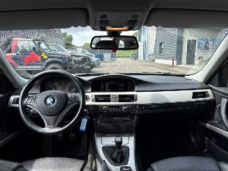 BMW 3-serie M pakket 325i 24V Combi/o  Benzine 2.979cc 160kW (218pk) RWD picture 11
