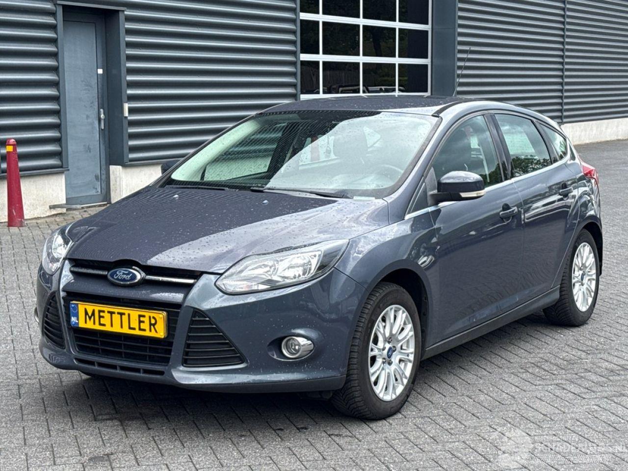 Ford Focus 1.6 Ti-VCT 16V 125 Hatchback