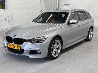 Voiture accidenté BMW 3-serie 318i 1.5 TwinPower Turbo 12V Combi/o  Benzine 1.499cc 100kW (136pk) FWD 2019/5