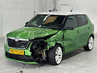 skadebil auto Skoda Fabia 1.4 TSI 16V RS Hatchback 4Dr Benzine 1.390cc 132kW (179pk) FWD 2010/11