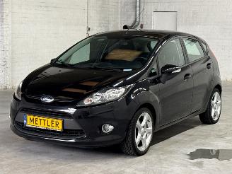 Schadeauto Ford Fiesta 1.25 16V Hatchback  Benzine 1.242cc 60kW (82pk) FWD 2011/10