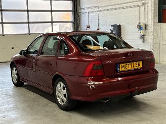 Opel Vectra -B 1.6 16V Ecotec Sedan 4Dr Benzine 1.598cc 74kW (101pk) FWD picture 3