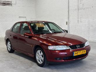 Opel Vectra -B 1.6 16V Ecotec Sedan 4Dr Benzine 1.598cc 74kW (101pk) FWD picture 7
