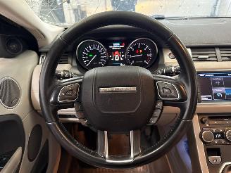 Land Rover Range Rover Evoque 2.2 eD4 16V 5-drs. SUV 4Dr Diesel 2.179cc 110kW (150pk) FWD picture 12