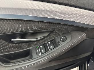 BMW 5-serie 520i 16V Combi/o  Benzine 1.997cc 135kW (184pk) RWD picture 18