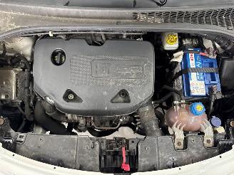 Fiat 500L 0.9 TwinAir Turbo 105 MPV  Benzine 875cc 77kW (105pk) FWD picture 22