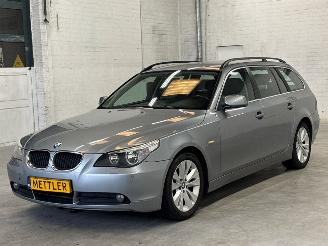 BMW 5-serie 523i 24V Combi/o  Benzine 2.497cc 130kW (177pk) RWD picture 1