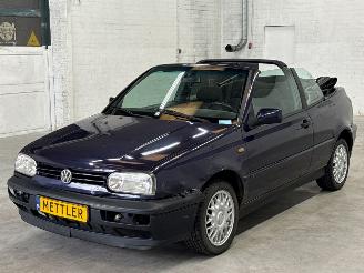 Volkswagen Golf 1.8 Cabrio  Benzine 1.781cc 55kW (75pk) FWD picture 1