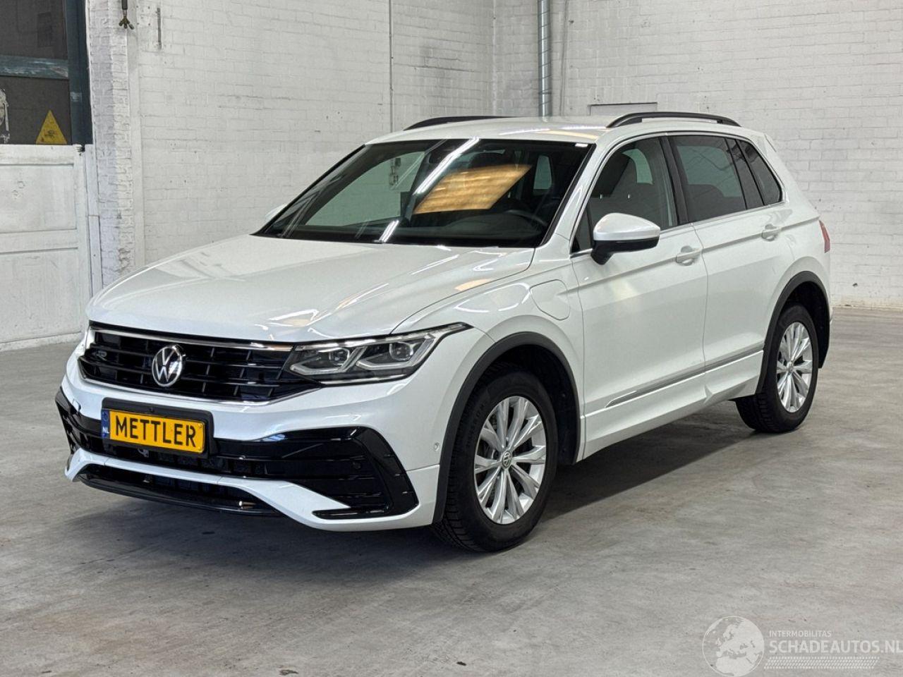 Volkswagen Tiguan R-line 1.4 TSI Plug-in eHybrid 16V SUV Elektrisch Benzine 1.395cc 180kW (245pk) FWD 2020-11/2024-04 DGEA