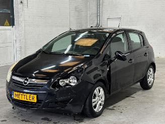 Vaurioauto  passenger cars Opel Corsa 1.4 16V Twinport Hatchback  Benzine 1.364cc 66kW (90pk) FWD 2009/10