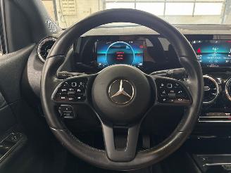 Mercedes B-klasse 1.3 B-180 Turbo 16V Hatchback  Benzine 1.332cc 100kW (136pk) FWD picture 13