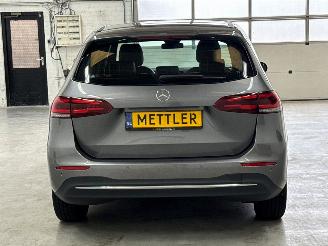 Mercedes B-klasse 1.3 B-180 Turbo 16V Hatchback  Benzine 1.332cc 100kW (136pk) FWD picture 4