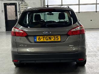 Ford Focus 1.0 Ti-VCT EcoBoost 12V 100 Combi/o  Benzine 998cc 74kW (101pk) FWD picture 4