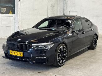 Unfallwagen BMW 5-serie 540i xDrive 3.0 TwinPower Turbo 24V Sedan 4Dr Benzine 2.998cc 250kW (340pk) 4x4 2017/8